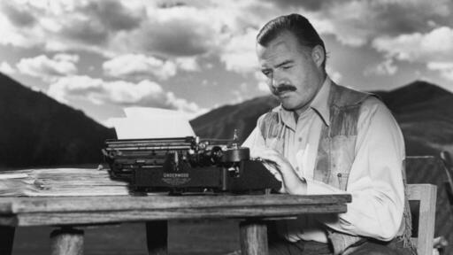11 Best Ernest Hemingway Books in Chronological Order